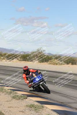 media/Nov-16-2025-Race Pace (Sun) [[8c5fa54630]]/Verified Riders/4-Turn 3 Inside (1050am)/